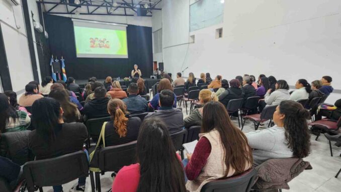 Se realizó en Feliciano el Taller Cuidado y Crianza en la Primera Infancia